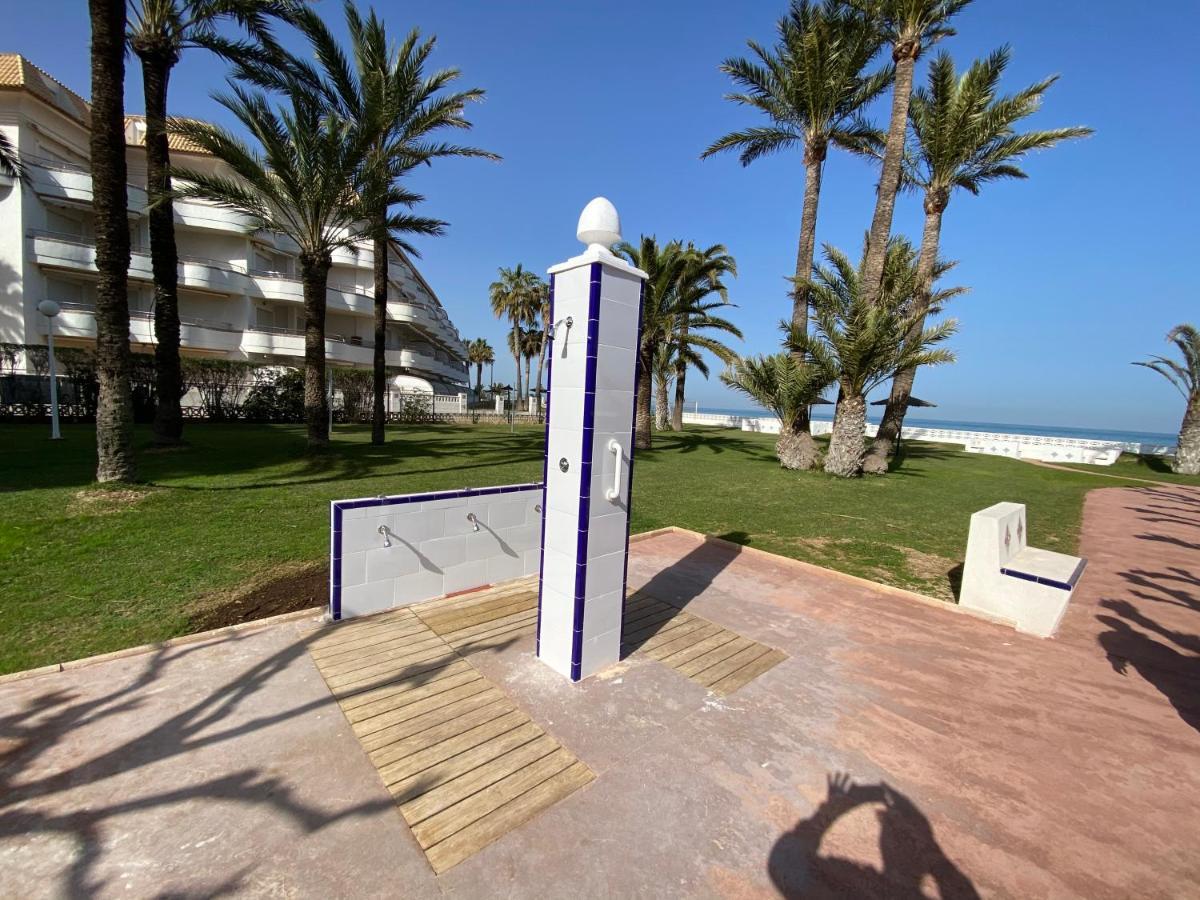Atico En Primerisima Linea De Playa!!! Denia Bagian luar foto