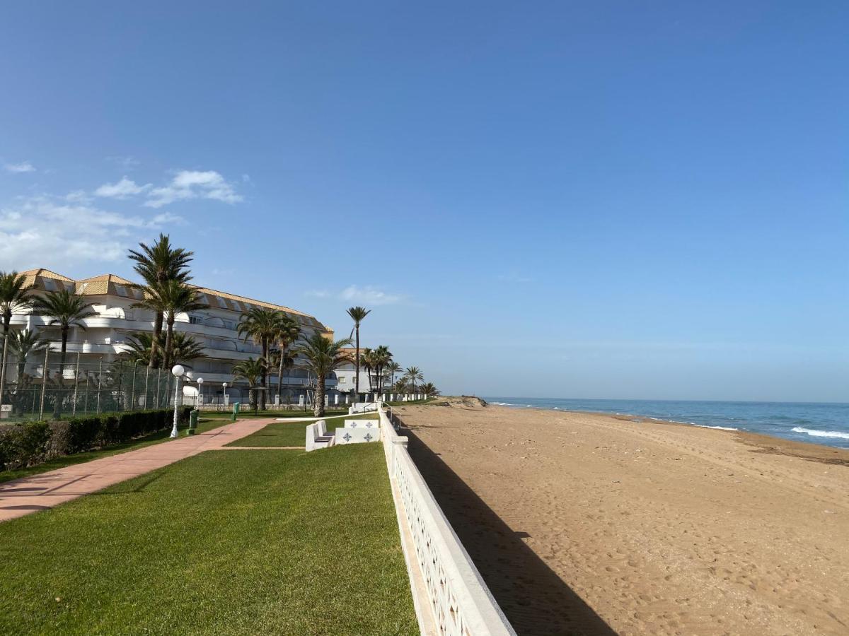 Atico En Primerisima Linea De Playa!!! Denia Bagian luar foto